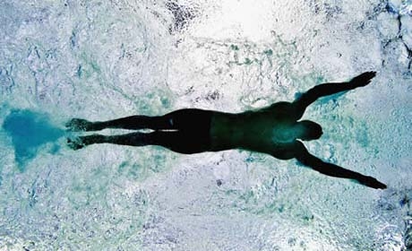 Три нови световни рекорда в малък басейн в Стокхолм