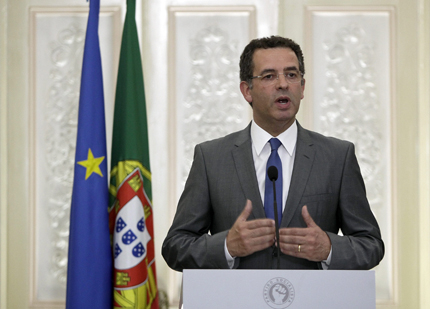 Португалското правителство падна след вот на недоверие 
