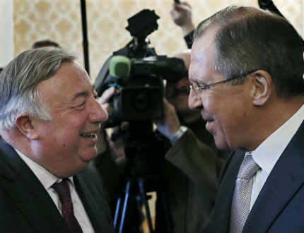 Лавров: Много хора в Киев и извън Украйна искат провал на договореното в Минск