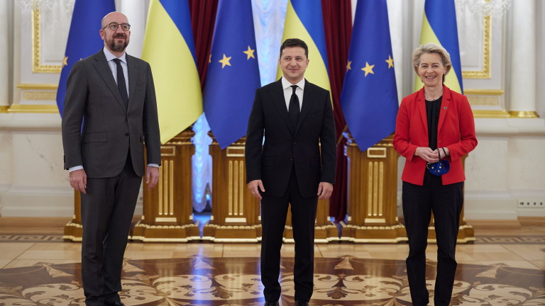 Президентът на Украйна Володимир Зеленски обяви, че не вижда смисъл