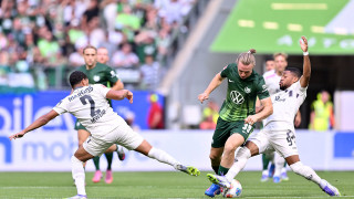 Волфсбург освободи старши треньора Пол Симонис заради слабия старт на сезона Вълците