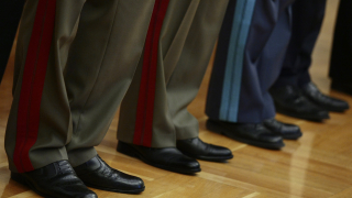 Прокурори разследват платени, но необзаведени жилища за военни