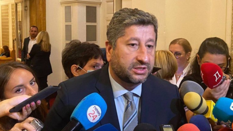 Съпредседателят на Демократична България Христо Иванов не присъства на срещата