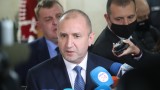 Румен Радев призова правителството да чуе поне оценките на САЩ