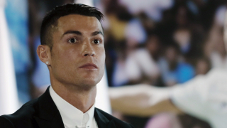 Кристиано Роналдо остана "Сам вкъщи" като Кевин Макалистър (ВИДЕО)