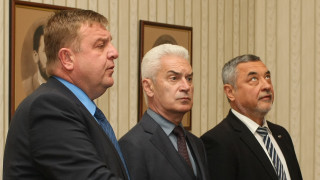 Каракачанов, Сидеров и Симеонов се събраха на закрита среща