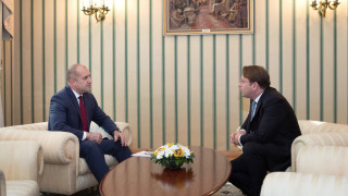 Българският държавен глава Румен Радев е потвърдил позицията на страната