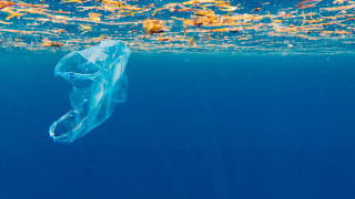 Замърсяването с пластмаса отдавна не е само на повърхността на