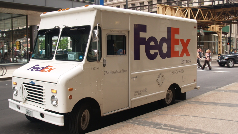 Франция глоби FedEx Express, TNT, DHL Express и други с близо 700 милиона евро
