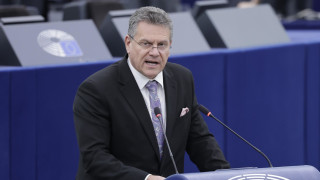 Европейският съюз разглежда възможността да въведе предварителни условия за китайските