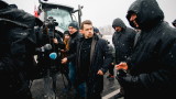  Украйна стачкува против разпиляно зърно на границата с Полша 