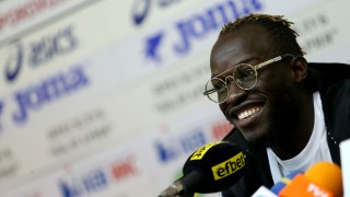 Нападателят на ЦСКА Али Соу днес беше награден за играч