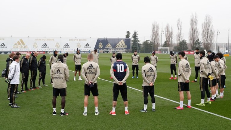 Днешната тренировка на Реал (Мадрид) започна с минута мълчание в