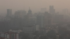 В Делхи затварят училища и колежи за неопределено време заради сериозно замърсяване на въздуха