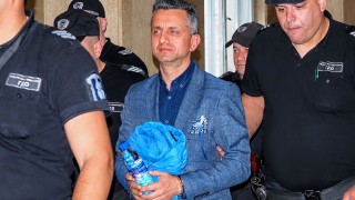 Съдът пусна под домашен арест бившия шеф на митницата в Пловдив 