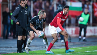 Халфът на Локомотив София Симеон Славчев е пред трансфер в