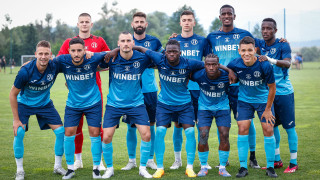 Локомотив Пловдив показа новите си резервни екипи в контролата срещу