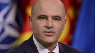Премиерът на Северна Македония Димитър Ковачевски публично нападна България по