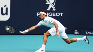 Роджър Федерер на два мача от титлата в Маями