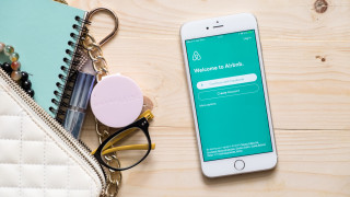 Airbnb в помощ на бежанците от Афганистан