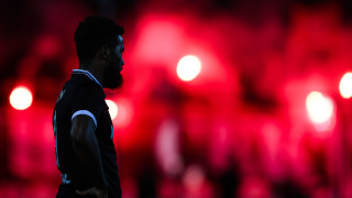 Нападателят Дюкенс Назон продължава да води самостоятелна подготовка всеки ден