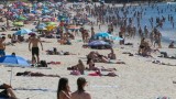 При 30% затворени хотели, местата по родните плажове не стигат
