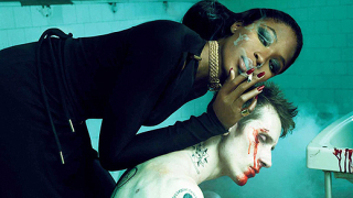 Наоми - от Русия с любов