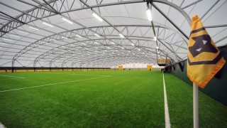 Футболната платформа Кампиония организира лагер за деца в Англия Той