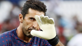 Забележителният италиански вратар Джанлуиджи Буфон ще обяви края на кариерата