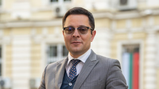 Кухи опорни точки Така министърът на иновациите и растежа Александър