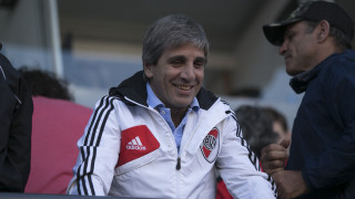 Аржентинският "Меси на финансите" е изправен пред Световно първенство от кризи