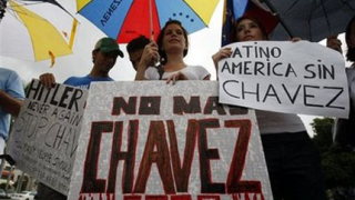 Хиляди по света протестираха срещу Чавес