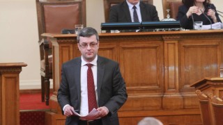 ГЕРБ оглавява временната комисия за спирането на БНР 