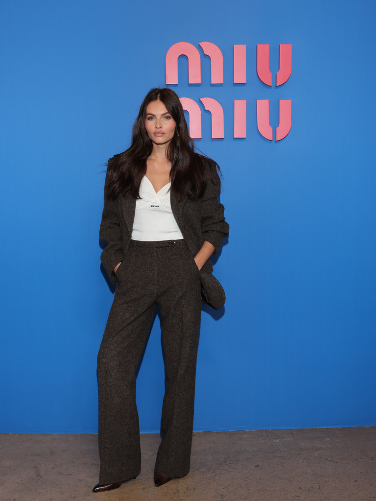 Тилейн на ревюто на Miu Miu