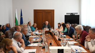 Нови критерии за минималната заплата