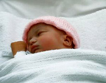 С 1400 бебета повече са се родили през 2007 г.