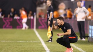 Треньорът на Атлетико Мадрид Диего Симеоне отказа да сравни новото попълнение Жоао