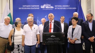 Гьоков: Събрани са 10 хил. подписа за преизчисление на пенсиите