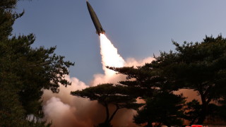 КНДР извършила важен тест на ракети, носещи бойни глави