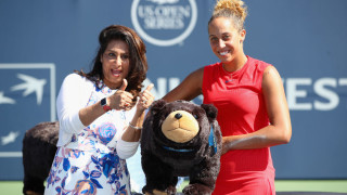 Имах трудни няколко месеца затова този трофей значи много за