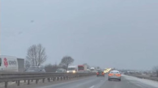 Снегорин е изгорял на Северната скоростна тангента на София в