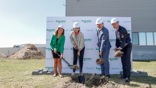 От френската компания Schneider Electric профилирана предимно в производство на