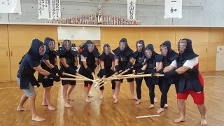 Японските домакини на българския национален отбор по борба жени продължават