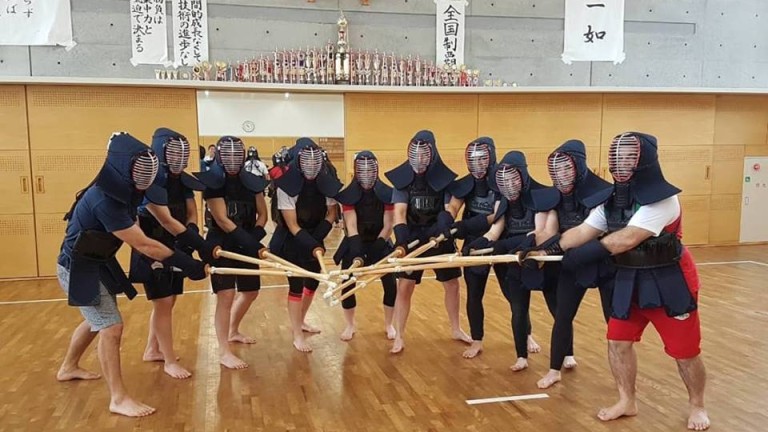 Японските домакини на националките по борба запознаха "лъвиците" ни с древно бойно изкуство