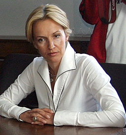 Грънчарова не очаква "интрига" от доклада на ЕК