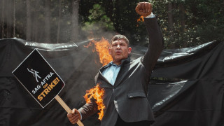 Вече от над два месеца сценаристите в Холивуд са спрели