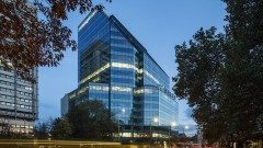 Собственикът на Пощенска банка придобива сградата Telus Tower в София