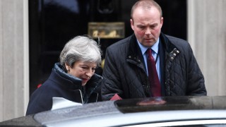 Британският премиер Тереза Мей обеща светло бъдеще на Великобритания извън