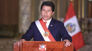 Президентът на Перу Педро Кастильо разпусна Конгреса и обяви извънредно