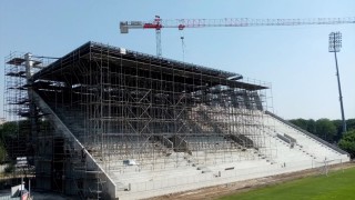 Ръководството на Локомотив Пд се надява да открие новопостроената трибуна